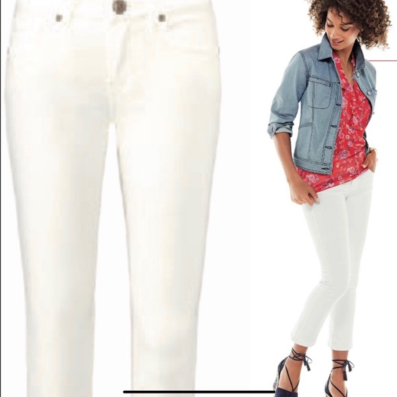CAbi Denim - Cabi Kick It Crop Jeans #5172 New